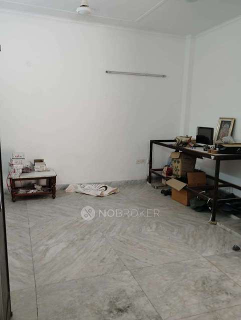 Shop in  Govindpur, Delhi for Rent 