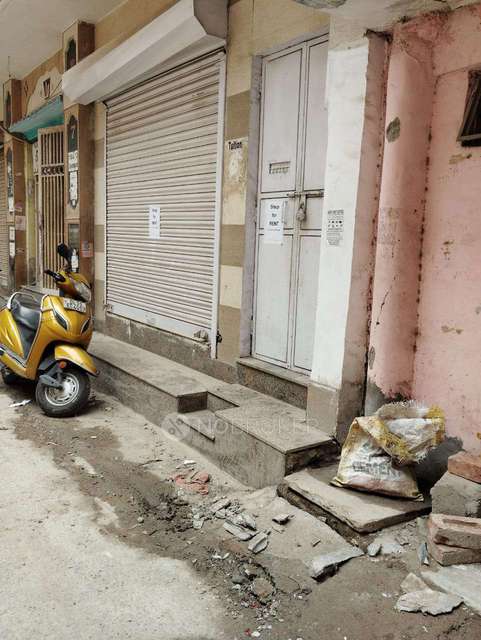 Shop in  Govindpur, Delhi for Rent 