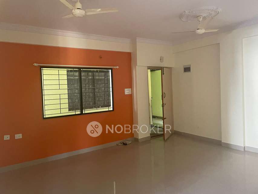 2 BHK Flat In Pyramid Pinnacle, J. P. Nagar For Sale  In J. P. Nagar