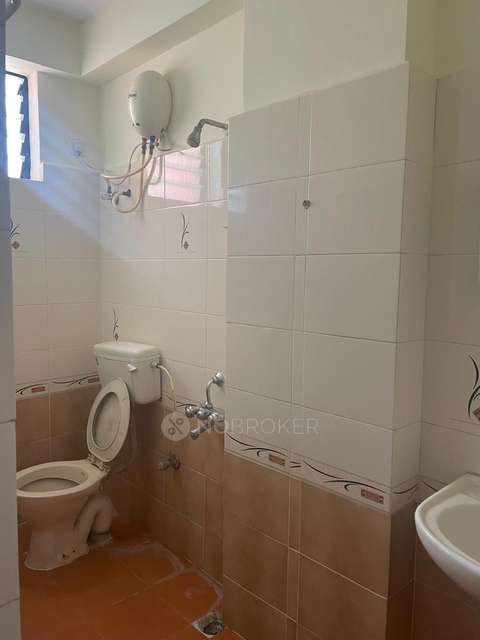 2 BHK Flat In Pyramid Pinnacle, J. P. Nagar For Sale  In J. P. Nagar