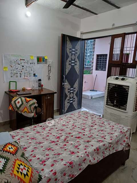 PG for Girls in Sector 88