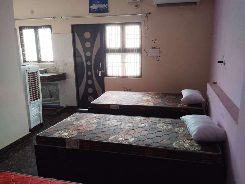 PG for Girls in Sector 88