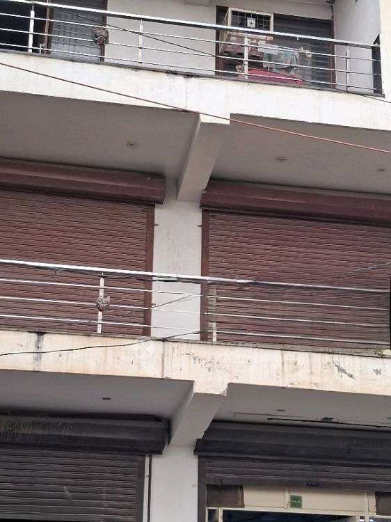 1 RK Flat In Apartment for Rent  In Basilva Colony,