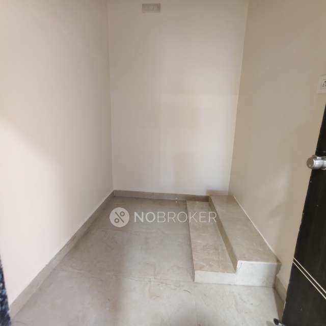 3 BHK Flat In Sai Brundavanam Apartment For Sale  In Vivekanand Nagar, Sahara Estate