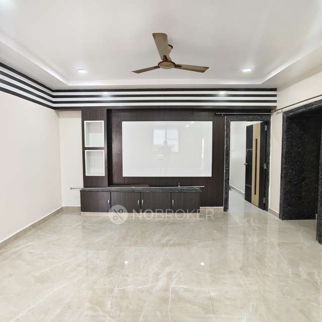 3 BHK Flat In Sai Brundavanam Apartment For Sale  In Vivekanand Nagar, Sahara Estate