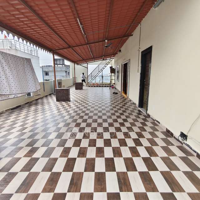 3 BHK Flat In Sai Brundavanam Apartment For Sale  In Vivekanand Nagar, Sahara Estate