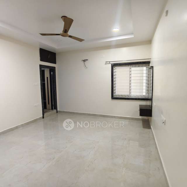 3 BHK Flat In Sai Brundavanam Apartment For Sale  In Vivekanand Nagar, Sahara Estate