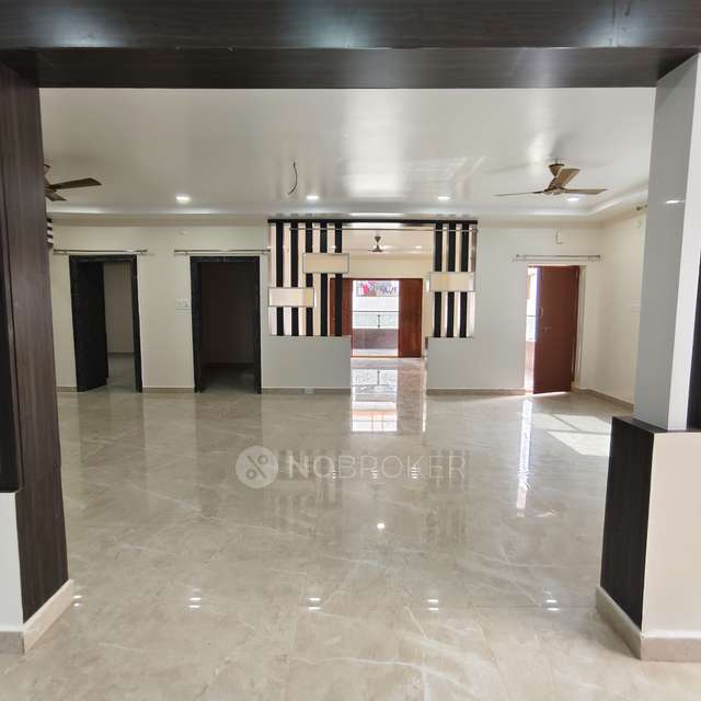 3 BHK Flat In Sai Brundavanam Apartment For Sale  In Vivekanand Nagar, Sahara Estate