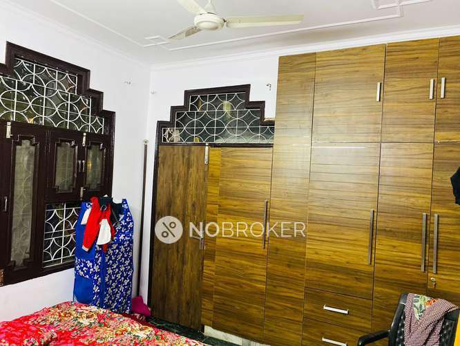 2 BHK Flat For Sale  In Lajpat Nagar