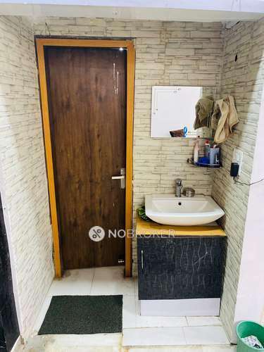 2 BHK Flat For Sale  In Lajpat Nagar