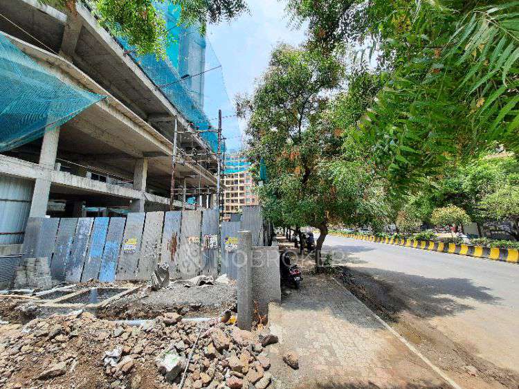 Showroom in Hinjawadi, Pune for sale 
