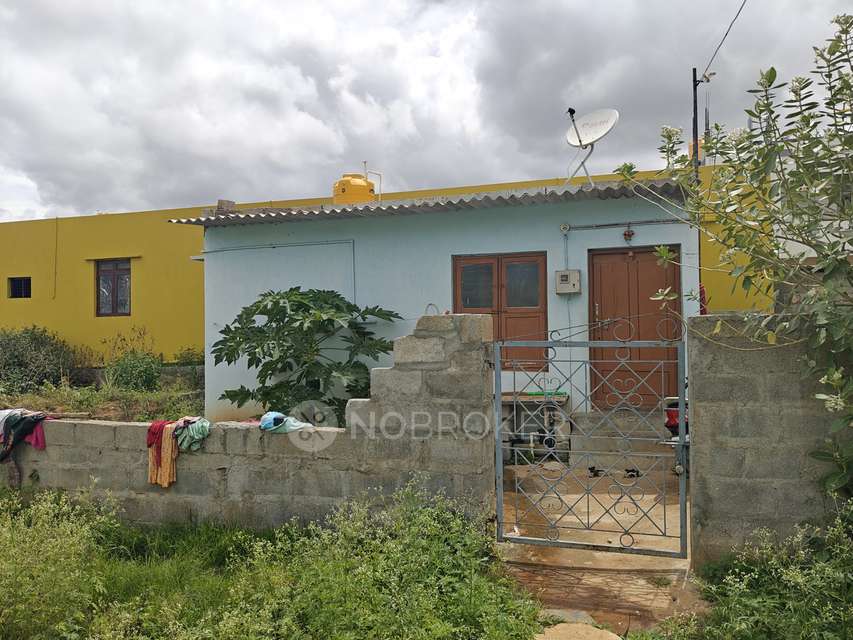 Plot For Sale  In Vaderahalli