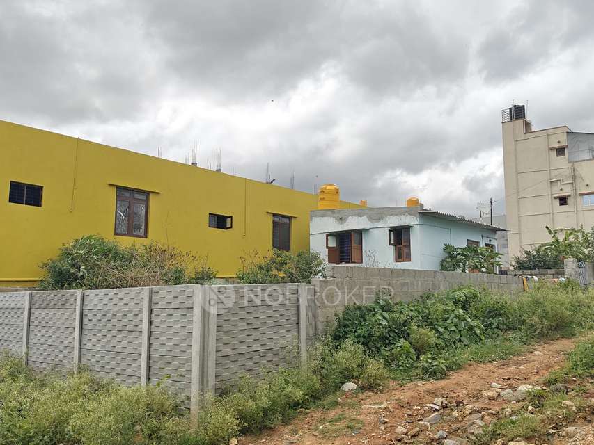 Plot For Sale  In Vaderahalli