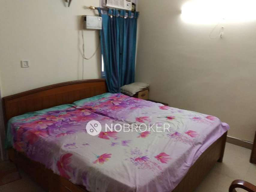 2 BHK Flat In Parsvnath Majestic For Sale  In Indirapuram