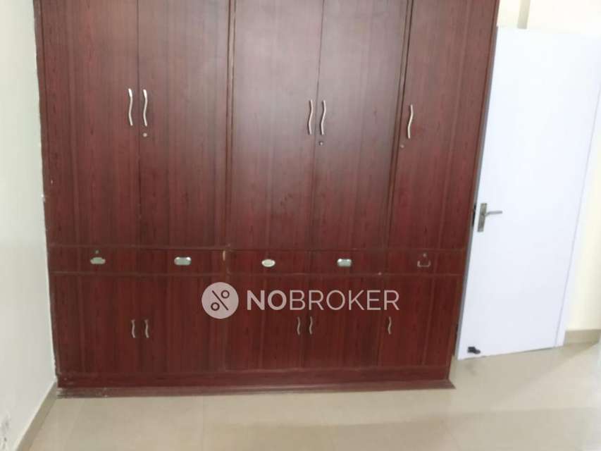2 BHK Flat In Parsvnath Majestic For Sale  In Indirapuram