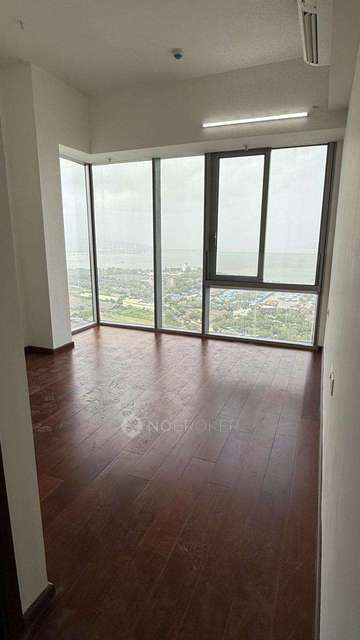 4 BHK Flat In Piramal Aranya For Sale  In Byculla East