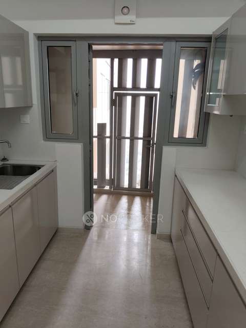 4 BHK Flat In Piramal Aranya For Sale  In Byculla East
