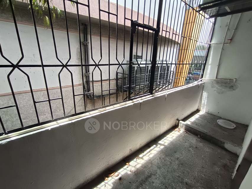 2 BHK Flat In Vijaya Nagar   For Sale  In Mehdipatnam