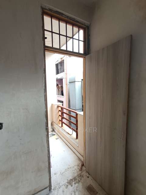 2 BHK Flat For Sale  In Krishna Nagar