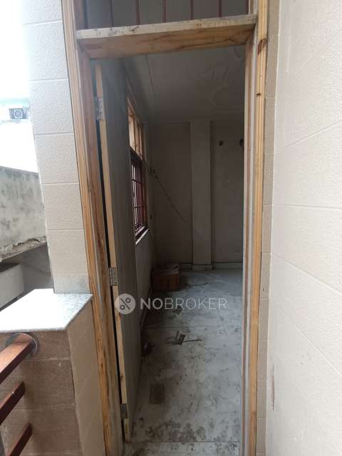 2 BHK Flat For Sale  In Krishna Nagar