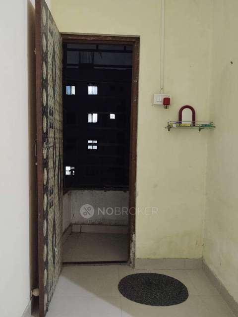 1 BHK Flat In Nirmala Building  For Sale  In Kesnand Phata