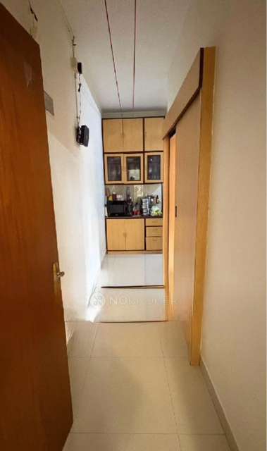 2 BHK Flat In Maheshwar Darshan Apartment For Sale  In Santacruz West