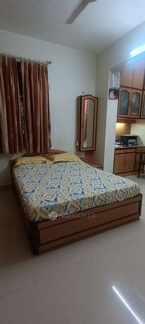 2 BHK Flat In Maheshwar Darshan Apartment For Sale  In Santacruz West