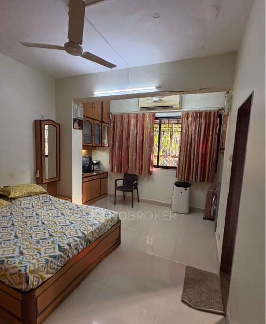 2 BHK Flat In Maheshwar Darshan Apartment For Sale  In Santacruz West