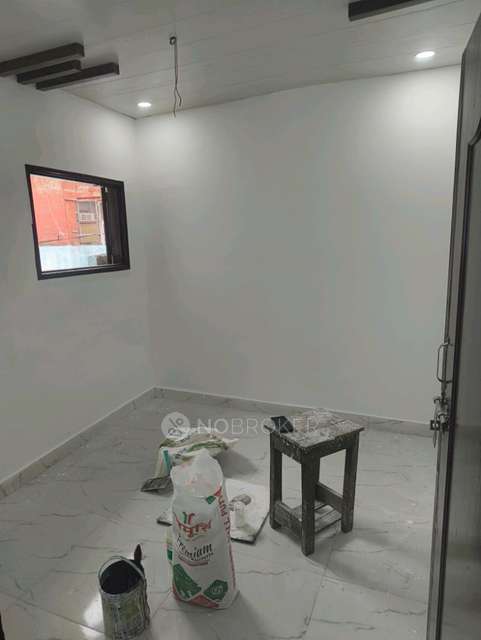 3 BHK Flat In Hussain&#39;s For Sale  In Lal Kuan Bazar