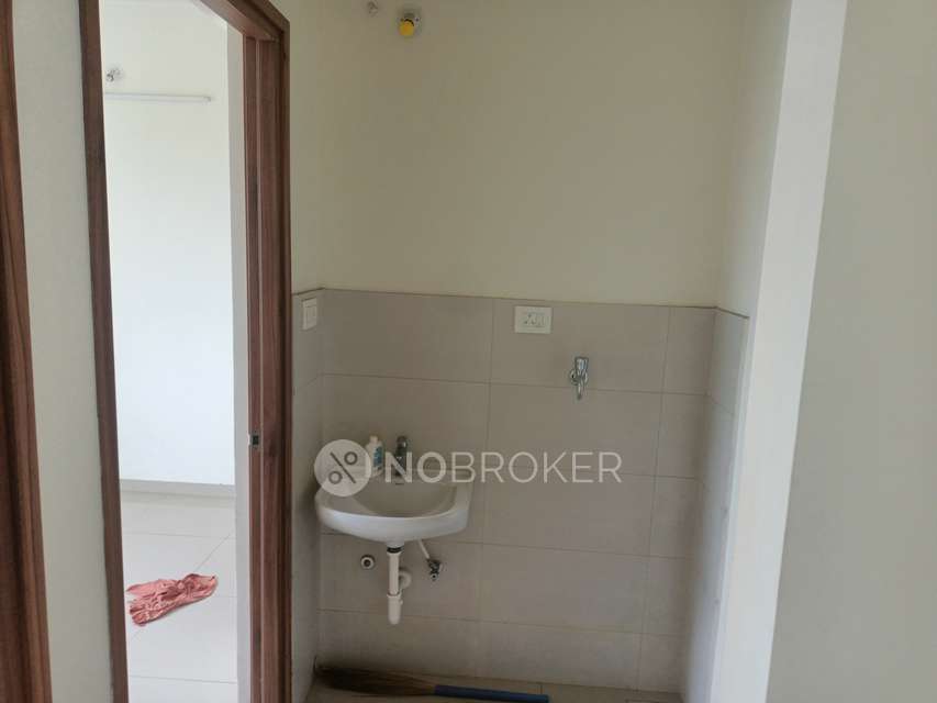 2 BHK Flat In Kolte Patil Life Republic R16 For Sale  In Hinjewadi