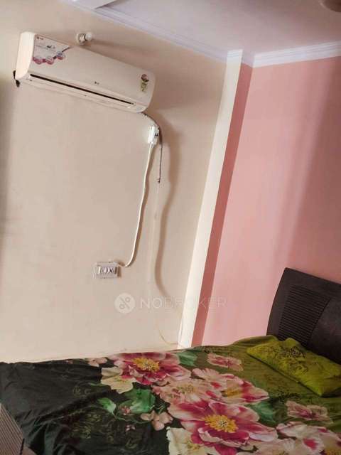 1 BHK House for Rent  In Sector 110