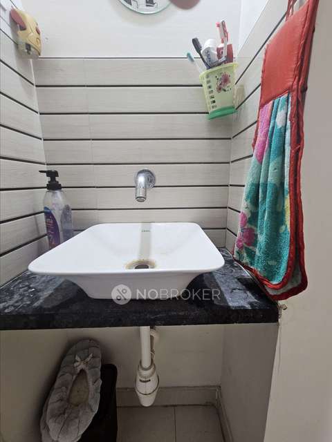 2 BHK Flat In Silver Crest Society,  Wagholi For Sale  In  Wagholi