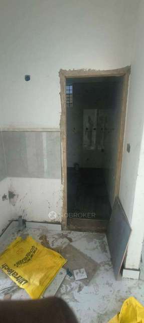 2 BHK Flat In Nakshthra Paradise For Sale  In Sg Palya, C V Raman Nagar