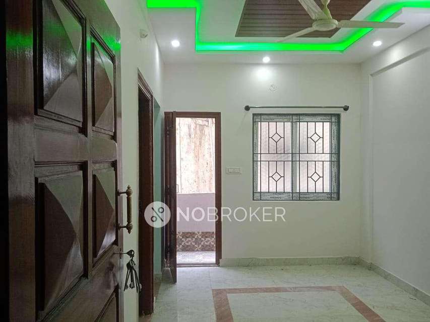 4+ BHK Flat In Standalone Building  For Sale  In Bommanahalli