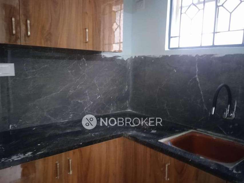 4+ BHK Flat In Standalone Building  For Sale  In Bommanahalli