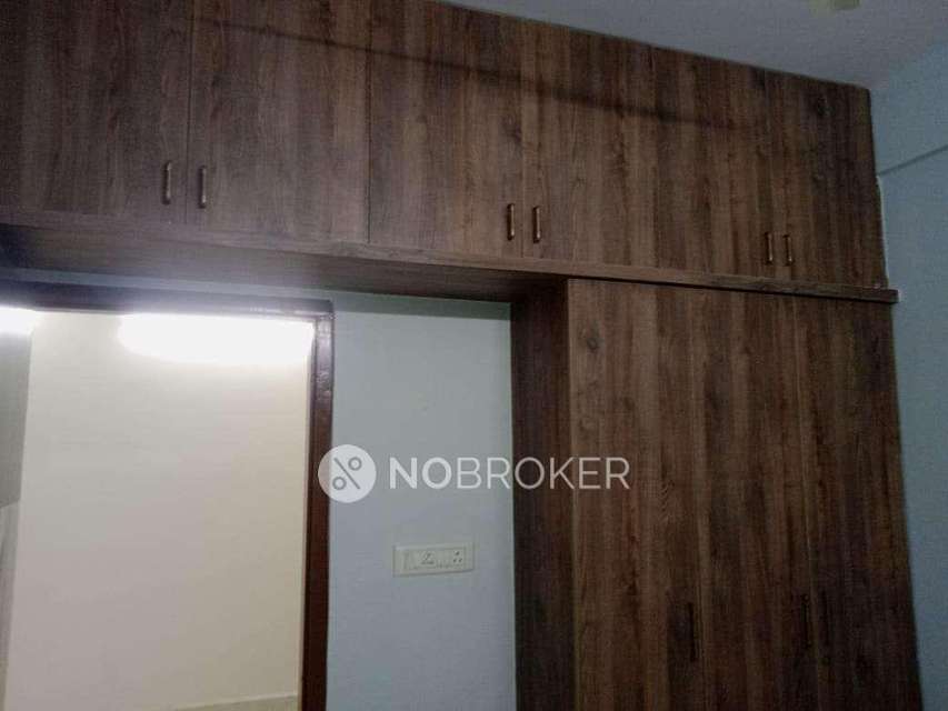 4+ BHK Flat In Standalone Building  For Sale  In Bommanahalli
