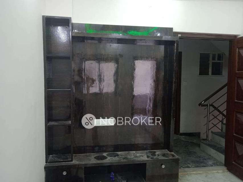 4+ BHK Flat In Standalone Building  For Sale  In Bommanahalli