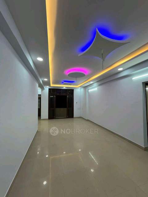 3 BHK Flat In Mahekri Residency For Sale  In The Crescent Hospital