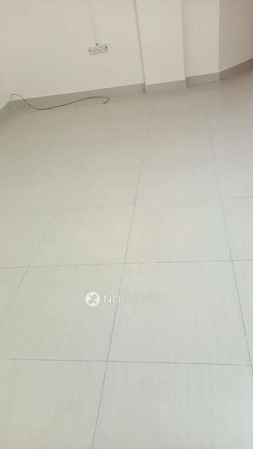 2 BHK Flat In Kristal Quartz 2 For Sale  In Dommasandra Circle &#40;towards Sarjapura&#41;