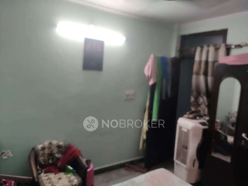4+ BHK Flat For Sale  In Laxmi Nagar