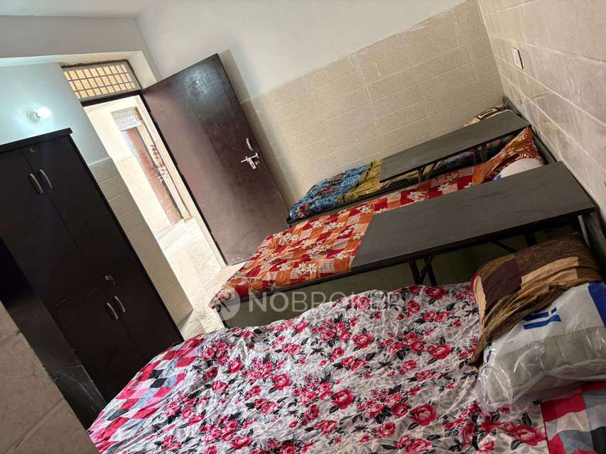 PG for Boys in Knowledge Park 1