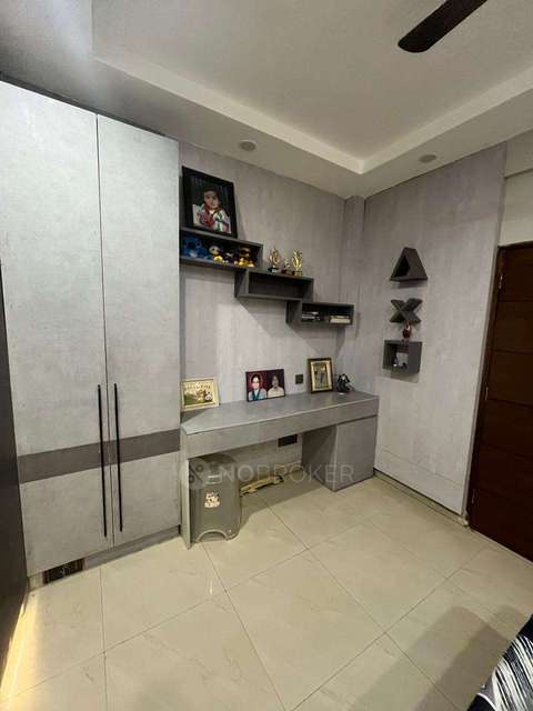 3 BHK Flat In Sarv Hitkari  For Sale  In Kalkaji