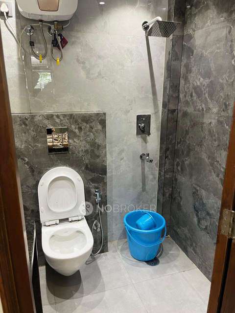 3 BHK Flat In Sarv Hitkari  For Sale  In Kalkaji