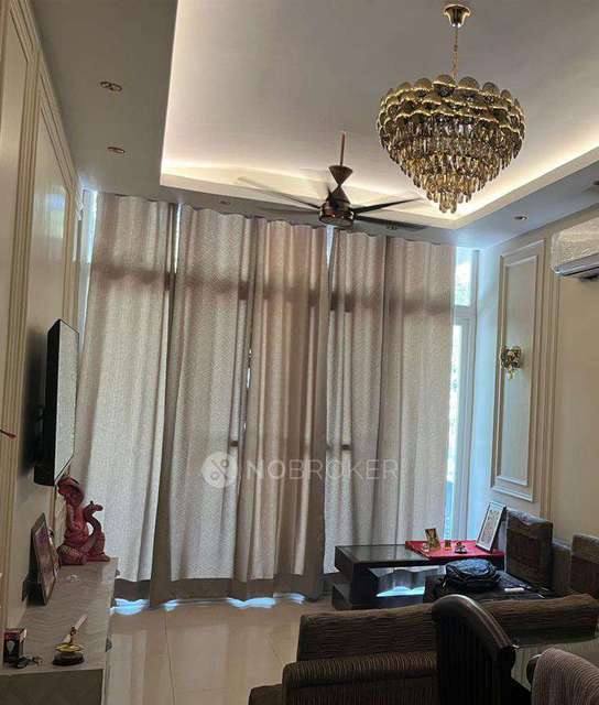 3 BHK Flat In Sarv Hitkari  For Sale  In Kalkaji