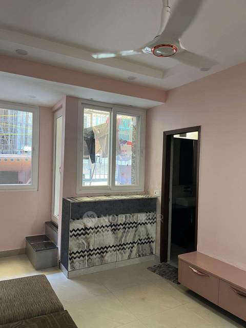 3 BHK Flat In Sarv Hitkari  For Sale  In Kalkaji