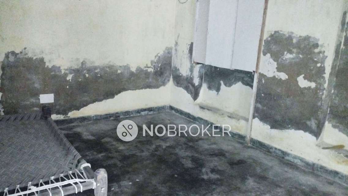 Godown/Warehouse in Vikaspuri, Delhi for Rent 