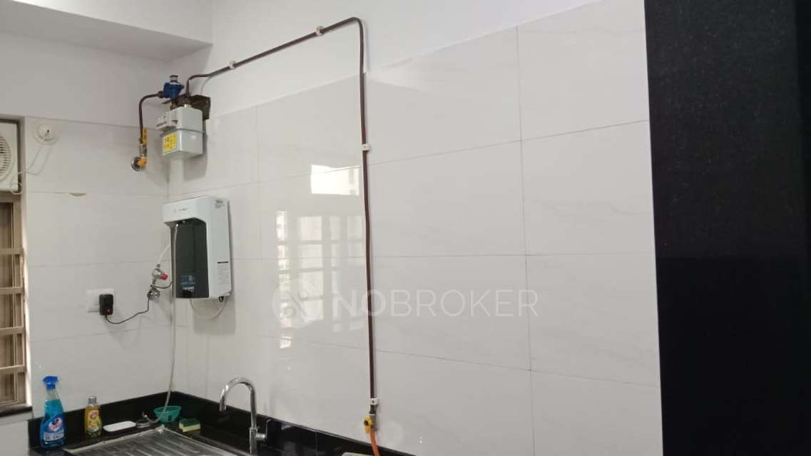 1 BHK Flat In Vasant Oasis For Sale  In Andheri East