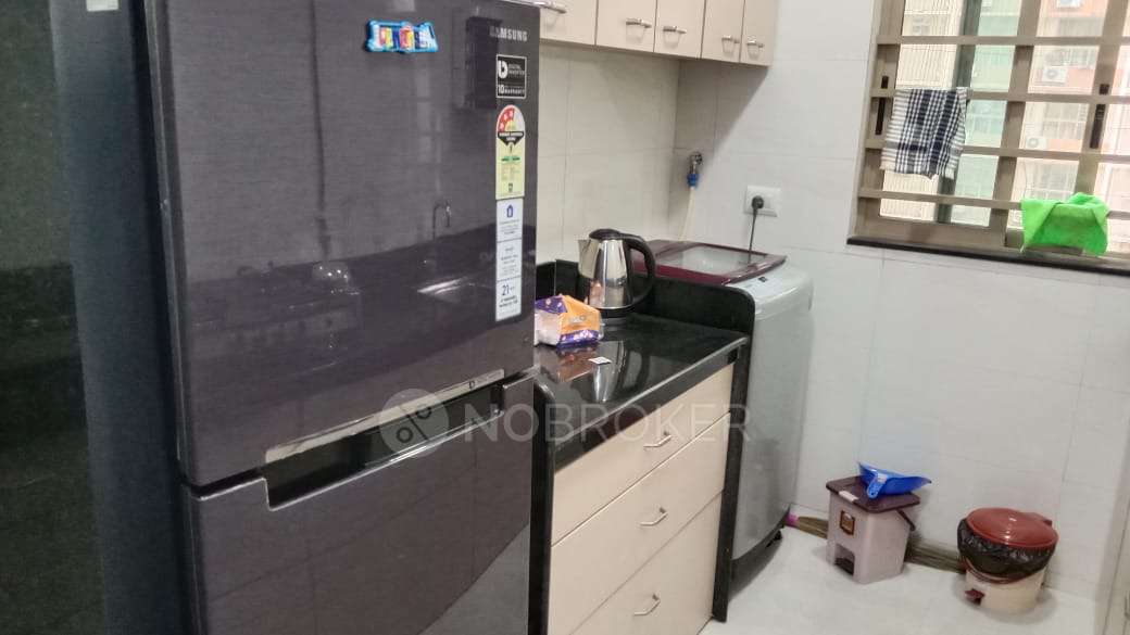 1 BHK Flat In Vasant Oasis For Sale  In Andheri East