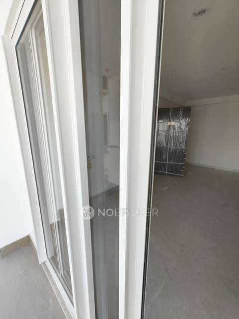 3 BHK Flat In Auro Kohinoor For Sale  In Hi Tech City