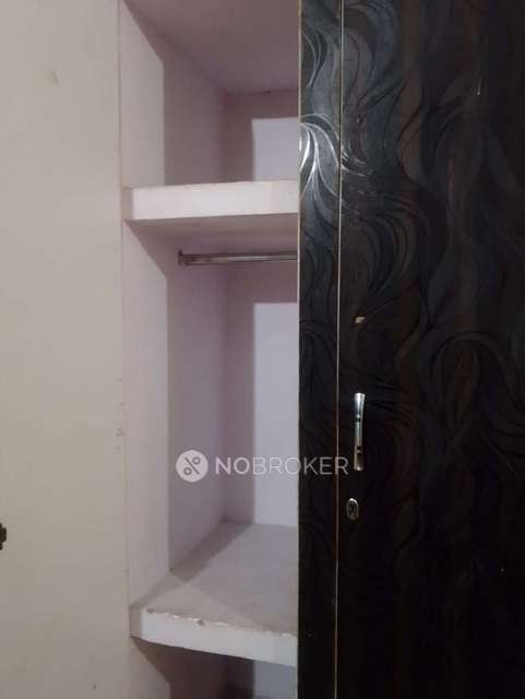 PG for Boys in Sector 69